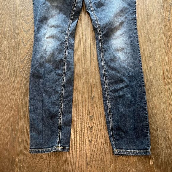 Maurices Medium Wash Skinny Leg Denim Jeans Size L - Picture 2 of 8